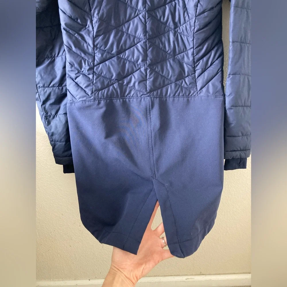 Columbia Navy Blue Mid thigh length Puffer Jacket lightweight contoured fit XS - Picture 14 of 14